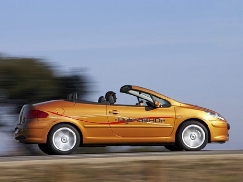 Peugeot 307 CC Hybride HDi отличается от аналогов дизельным мотором, что делает его ещё на 25%…