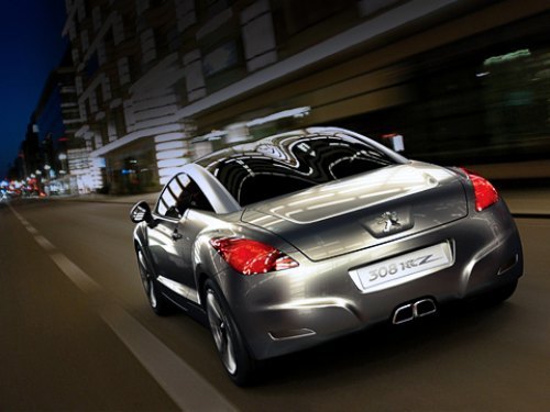 Хетчбэк Peugeot 308 ещё не пошёл в тираж, а публику уже подогревают разнообразными модификациями на…