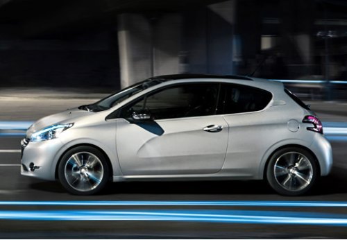 Самая экономичная версия Peugeot 208 расходует в сертификационном цикле всего 3,4 л солярки на 100…