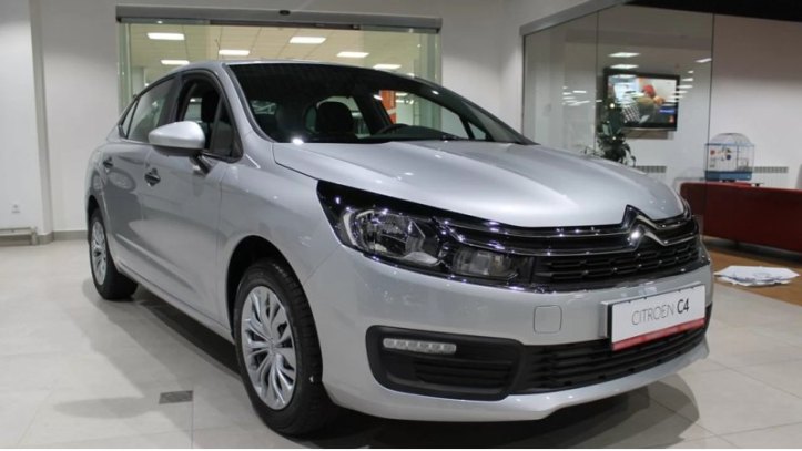 А Citroen C4 предлагается с турбомотором того же объема, но мощностью 150 л.с. Во многом именно…
