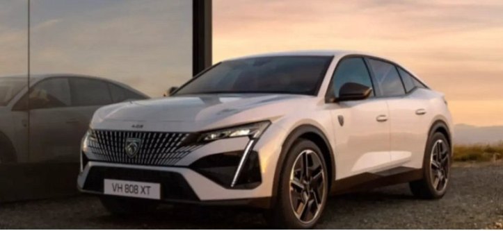 Peugeot E-408: новые технологии и улучшенный запас хода