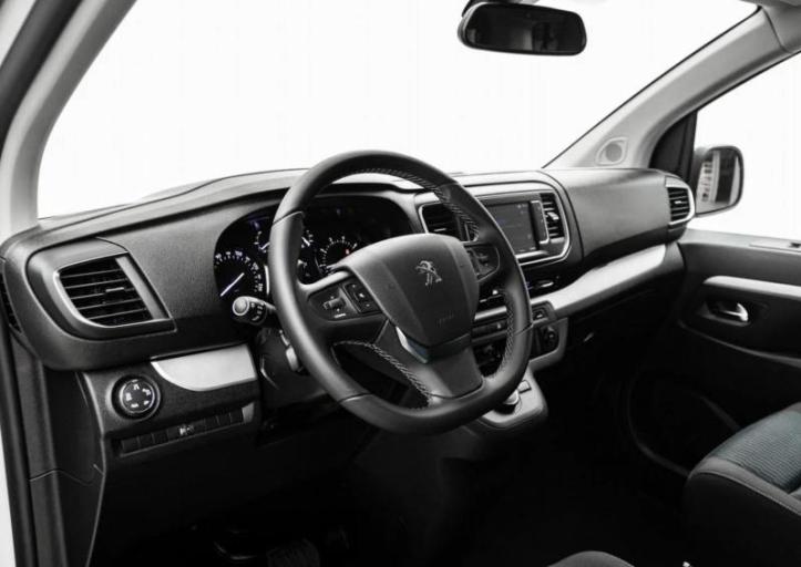 Штучные предложения есть только по модели Peugeot Traveller Long I. Опять же с дизелем под капотом,…