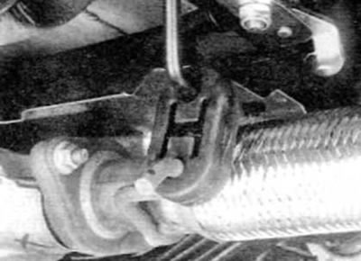 Start the engine and ask your assistant to plug the muffler outlet pipe with a rag. Check the…