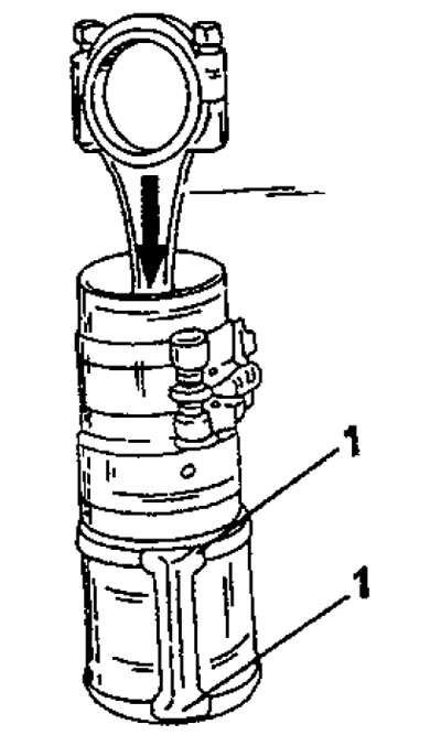 Рис. 132. Вдвигать поршень и шатун так, чтобы стороны шатуна совпадали с поверхностями (1) рабочей…