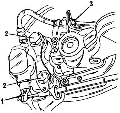 Рис. 290. Снятие тормозного суппорта заднего колеса. 1. Рычаг троса ручного тормоза; 2. Болты, 120…