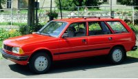 Peugeot 305, 1982 године, караван