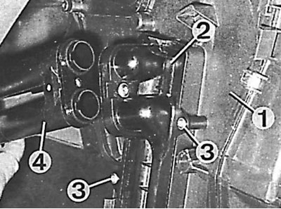 1 – kryt ventilačného systému, 2 – radiátor ohrievača, 3 – montážne skrutky, 4 – potrubia