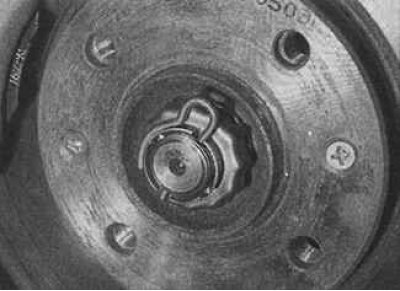 7. Закрепете заключващата шайба с пружинен щифт.