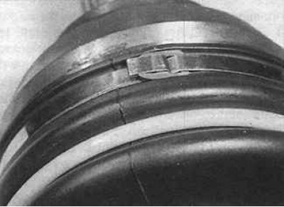 9. Натиснете скобата върху скобата.