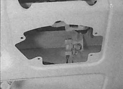 3. Unscrew the bolts, remove the switch and disconnect the electrical connector from it.