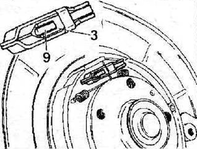 10.9 Strângeți piulița 2 (vezi ilustrația 10.4) astfel încât să crească tensiunea cablului 3 în…
